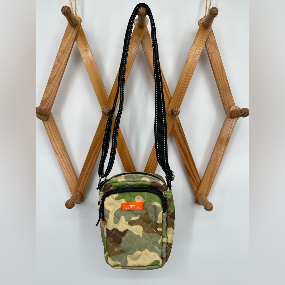 ⭐️Scout Camouflage Micromanager Quilted Crossbody Bag with Black Strap